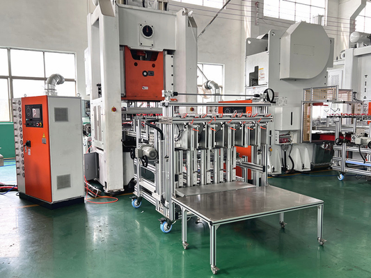 شراء 35 - 68 ضربات / دقيقة صانع حاويات ورقية أوتوماتيكية مع طباعة قابلة للتخصيص online manufacture