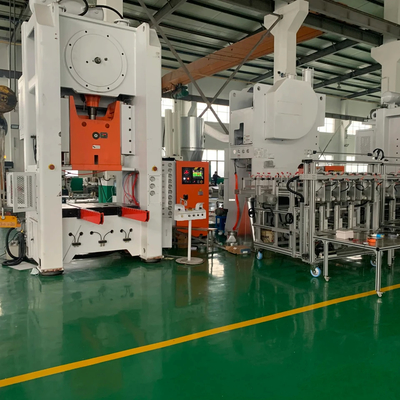 شراء آلة صناعة حاويات الغذاء من ورق الألومنيوم ذاتية التشغيل بالكامل مع 4 تجاويف online manufacture