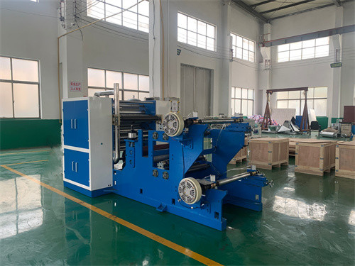 شراء عالية السرعة قابلة للتعديل البلاستيكية دموع يخرج الصفحة الماكينة ل V شكل طي online manufacture