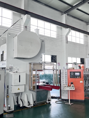 شراء LK-T63 آلة تصنيع حاويات من ورق الألومنيوم سييمنز نوع سي online manufacture