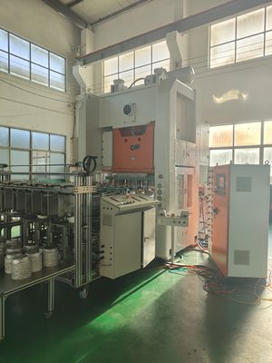 شراء LK-T80 Aluminum Foil Container Making Machine with 35-70 Strokes Per Minute for Square Tray Production and 80ton Press Capacity online manufacture