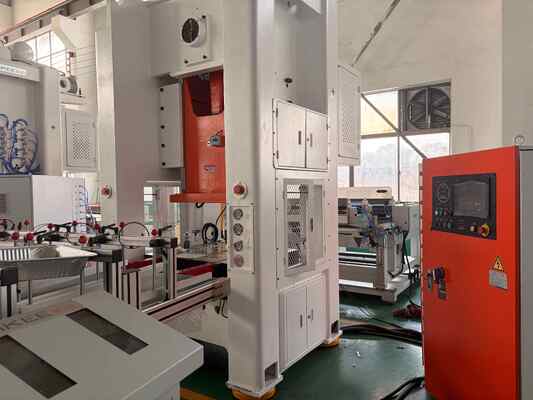 شراء OEM المعاد تدويرها رقائق الألومنيوم الغذاء الحاويات الذهب قطاع الألومنيوم صينية online manufacture