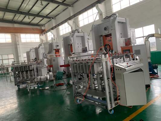 شراء آلة صنع حاويات رقائق الألومنيوم للشواء مستطيلة درجة الغذاء online manufacture