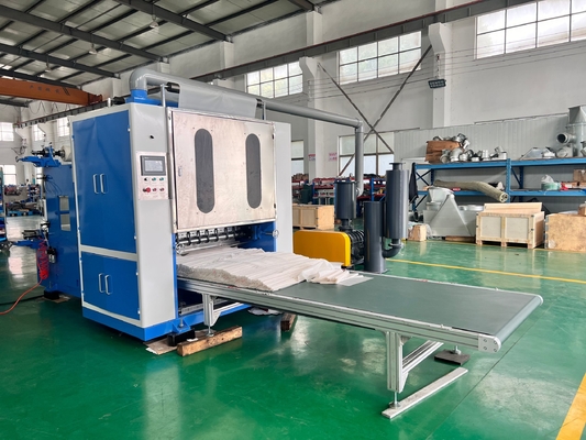 آلة التثبيت التلقائية بالكامل HDPE البلاستيكية تمزق الصفائح المنبثقة