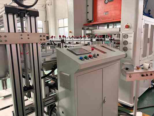 LK-T80 آلة حاويات رقائق الألومنيوم، قالب مخصص، آلة متوافقة